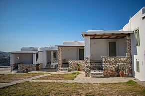 Villa 110 m2 in Agia Irini, Walking Distance to Beach With Pool Access