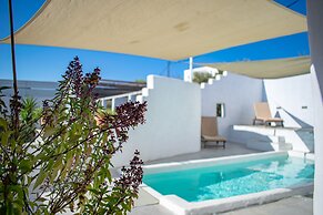 Cozy Studio for 2 Guests With 1 Child or 3 Adults - Walking Distance t