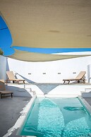 Cozy Studio for 2 Guests With 1 Child or 3 Adults - Walking Distance t