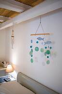 Cozy Studio for 2 Guests With 1 Child or 3 Adults - Walking Distance t