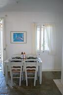 Villa 78 m2 in Agia Irini, 350 Meter to the Beach for 4 Guests With Po