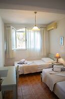 Villa 78 m2 in Agia Irini, 350 Meter to the Beach for 4 Guests With Po