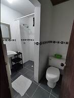 2 Bedroom Apartment Near The Sea With Air Conditioning And Wifi