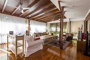 Very Special Villa, 6 and 3 Great For Family Reunions