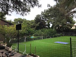 Very Special Villa, 6 and 3 Great For Family Reunions