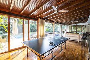 Very Special Villa, 6 and 3 Great For Family Reunions