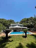 Very Special Villa, 6 and 3 Great For Family Reunions