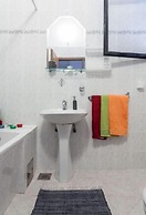 Excellent Apartment With Balcony and Sea View