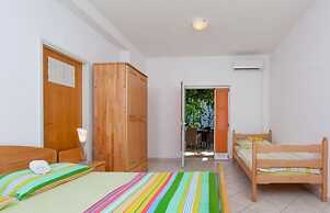 Charming Apartment With Balcony and Sea View