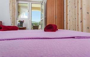 Lavish Double Bed Room With Balcony and Sea View