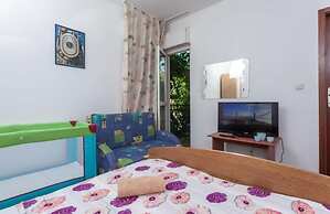 Lavish Double Bed Room With Balcony and Sea View