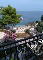 Lovely Double Bed Room With Balcony and Sea View