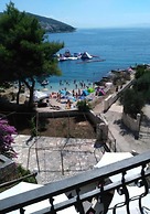 Lovely Double Bed Room With Balcony and Sea View