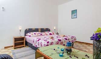 Lovely Double Bed Room With Balcony and Sea View