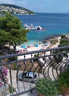 Splendid Double Bed Room With Balcony and Sea View