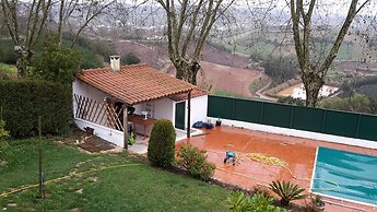 Villa Near Óbidos With Private Pool