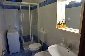 Nice Renewed Beachfront Flat on the Ground Floor