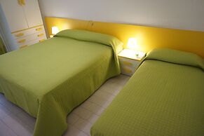 Nice Renewed Beachfront Flat on the Ground Floor