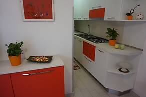 Nice Renewed Beachfront Flat on the Ground Floor