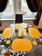 Luxury 2 Bedroom Entire Flat - Self Check in & Check out