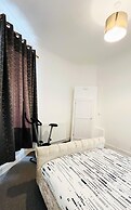 Luxury 2 Bedroom Entire Flat - Self Check in & Check out