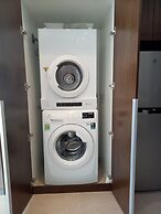 Brand New 2bdr Suite Rooftop Pool