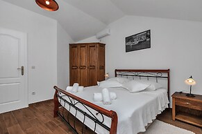 Villa Topolinath Pool