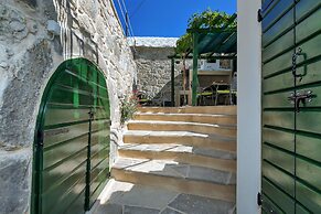 Villa Topolinath Pool