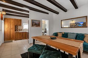 Villa Topolinath Pool