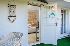 Spaciousviewsbalcony2-bedroomsen-suitenetflix