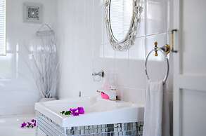 Spaciousviewsbalcony2-bedroomsen-suitenetflix