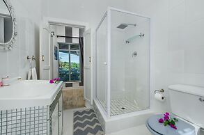 Spaciousviewsbalcony2-bedroomsen-suitenetflix