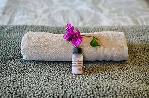 Spaciousviewsbalcony2-bedroomsen-suitenetflix