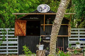 Spaciousviewsbalcony2-bedroomsen-suitenetflix