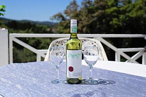 Spaciousviewsbalcony2-bedroomsen-suitenetflix