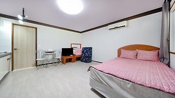 Paju Sugavill Agyeon Dongban Pension