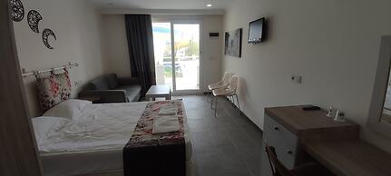 Club Marakesh Beach Hotel