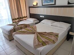 Club Marakesh Beach Hotel