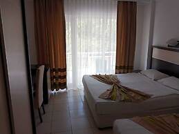 Club Marakesh Beach Hotel