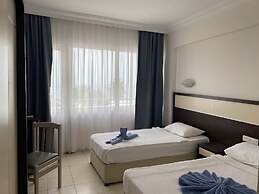 Club Marakesh Beach Hotel