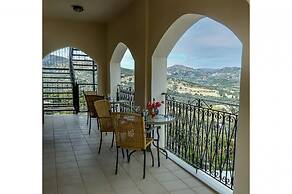 Amazing Villa Amare With Stunning Views
