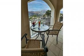 Amazing Villa Amare With Stunning Views
