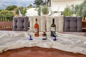 Amazing Villa Amare With Stunning Views