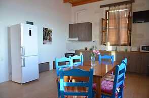 Stone Villa I in Petres