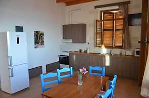 Stone Villa I in Petres