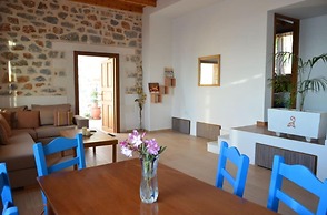 Stone Villa II in Petres