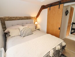 Hobbes Cottage