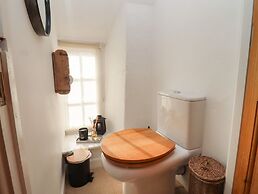 Hobbes Cottage