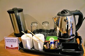 Neel Clarks Inn Express Agra