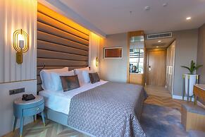 Alexia Resort & Spa